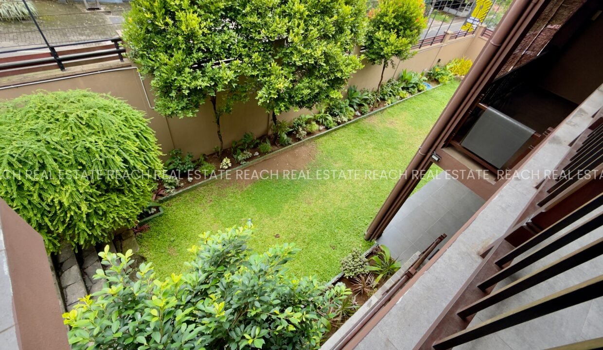 REACH REAL ESTATE REACH REAL ESTATE REACH REAL ESTATE REACH REAL ESTATE - 12