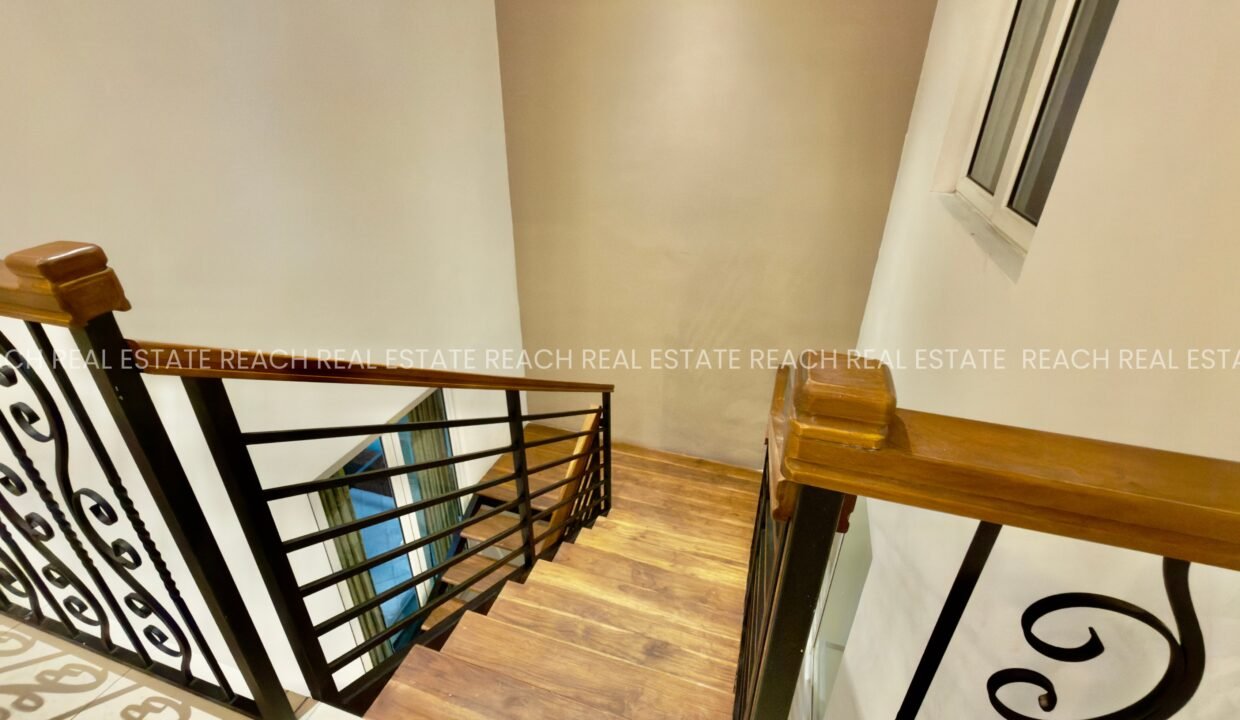 REACH REAL ESTATE REACH REAL ESTATE REACH REAL ESTATE REACH REAL ESTATE - 4