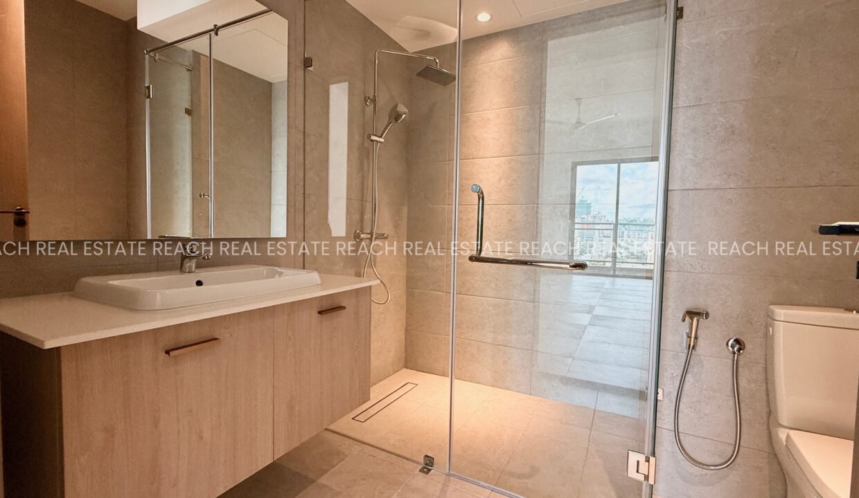 REACH REAL ESTATE REACH REAL ESTATE REACH REAL ESTATE REACH REAL ESTATE - 5